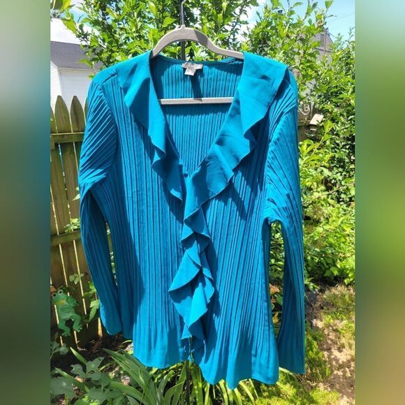 Teal Button Down Blouse - Picture 8 of 11